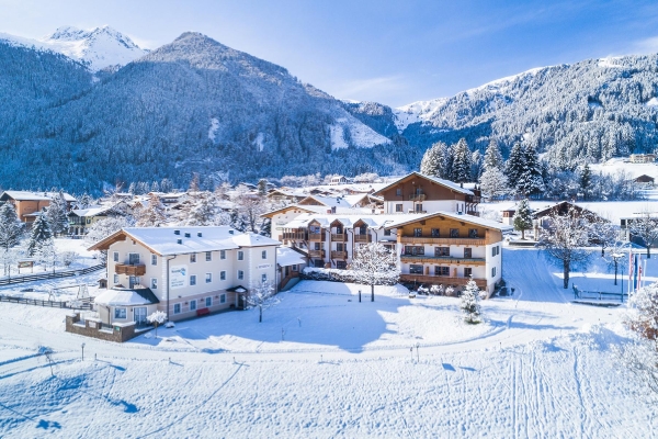 Apartment and Chalet 