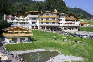 Apartment and Chalet 