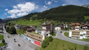 Apartment and Chalet 